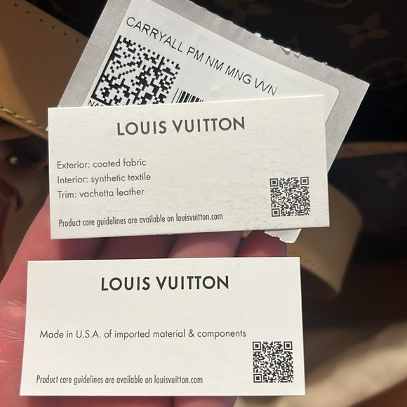 LV Carryall PM Bag - Picture 14 of 17